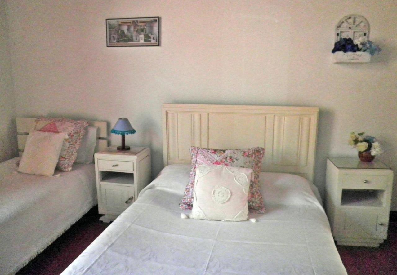 Pensao Flor De Coimbra Hotel Room photo